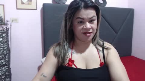 pamela_echeverria online show from November 1, 11:25 am