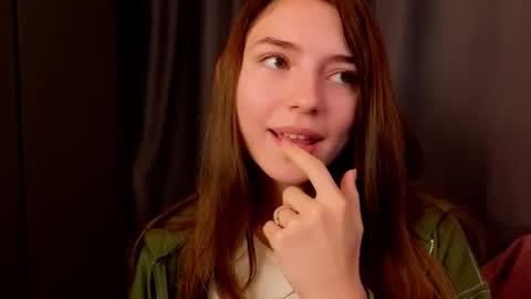 pamilarakestraw online show from October 19, 10:56 pm