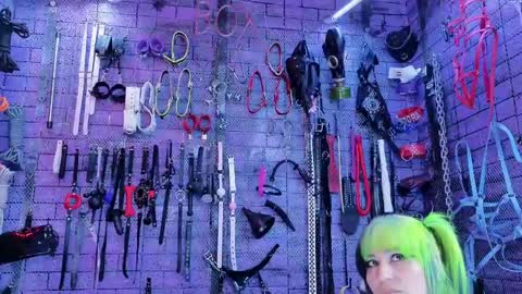 PandoraNez online show from June 3, 4:57 am