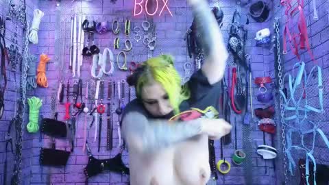 PandoraNez online show from February 21, 1:44 pm