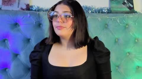 Paola Lyon online show from December 16, 6:14 pm