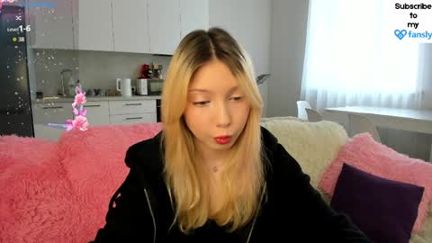 Melena online show from March 28, 1:49 am