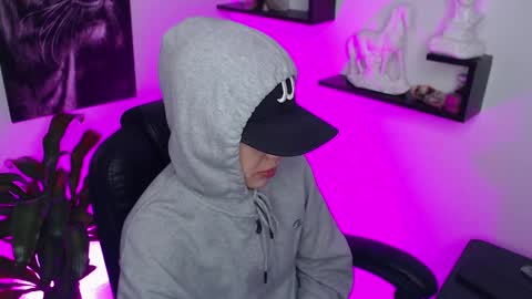 Paris D angelo online show from March 1, 1:22 am