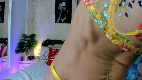 Paris online show from December 19, 5:29 am