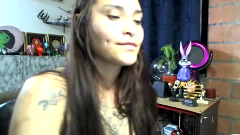 Pau online show from August 2, 5:32 am