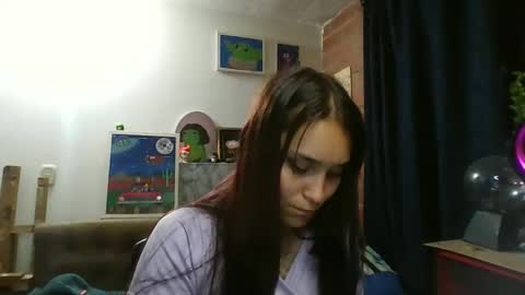 Pau online show from May 2, 6:28 am