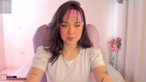 Sofa online show from January 18, 3:38 pm