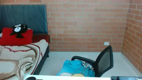 paula__117 online show from May 28, 7:45 pm