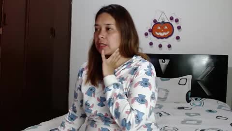 PAULA online show from November 13, 4:00 am