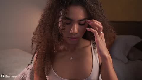 Paula online show from January 4, 8:27 pm