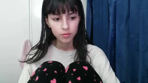   online show from December 5, 1:36 am