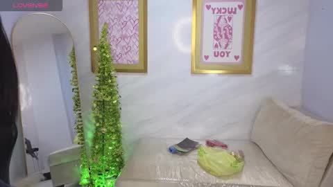 Live 800am 200pm COLOMBIAN HOUR online show from December 20, 1:37 pm