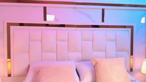 Paulina  online show from February 5, 7:39 pm