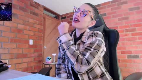 Paulina online show from January 11, 12:55 am