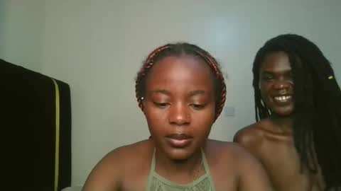 vel online show from November 6, 9:10 pm