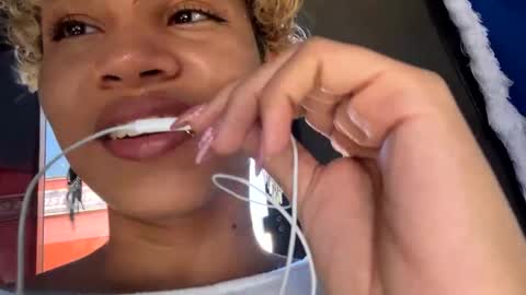 peggy-funn online show from January 15, 2:13 pm