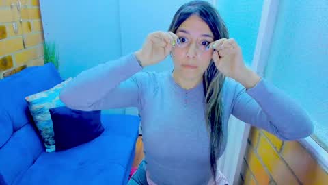 Penelope online show from January 29, 7:11 pm