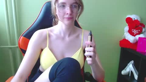 Penny online show from April 22, 6:54 am