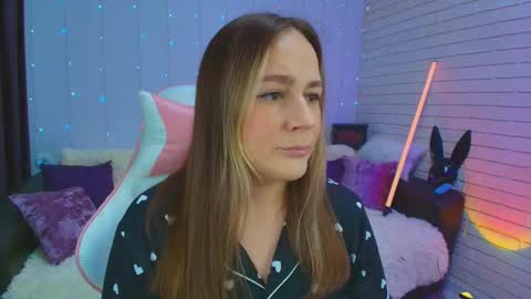 Dia  online show from March 4, 7:41 am