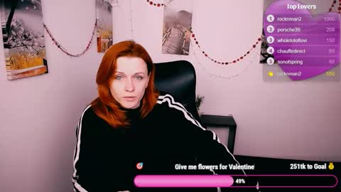 Mia online show from February 16, 7:19 am