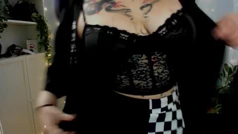 Gabbie online show from October 4, 7:03 am