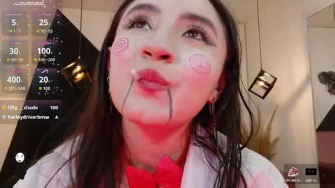   online show from October 3, 10:59 pm