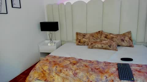 Perla Sea online show from January 6, 2:21 pm