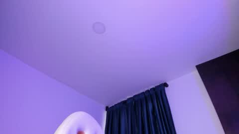 Perla online show from March 18, 5:18 pm