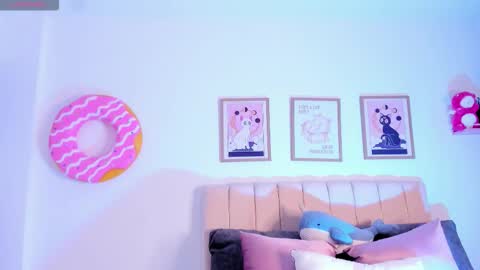 Im Rosse but u can call me Rossie or Rosita . online show from February 8, 2:15 am