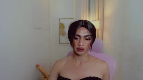 petite_barbie88 online show from July 11, 1:00 pm