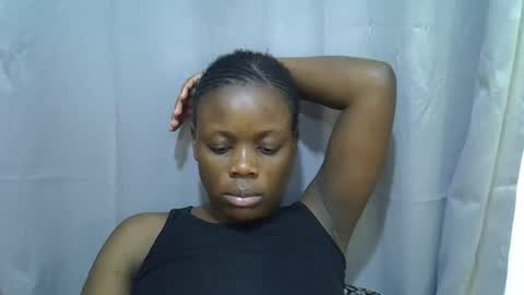 petite_melan online show from September 10, 6:30 pm