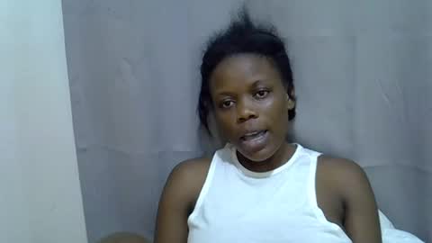 petite_melan online show from October 3, 10:15 pm