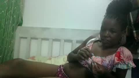 petitesweetchiq online show from September 16, 6:05 pm