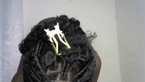 pettite_cora1 online show from October 29, 9:06 pm