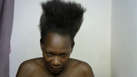 pettite_cora1 online show from October 5, 7:52 pm