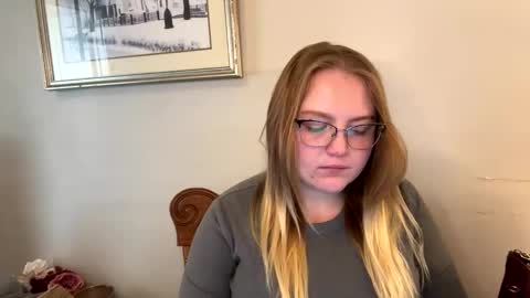 PhatAssBlond online show from January 28, 6:07 pm