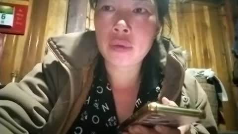 phuong_vietnam online show from July 22, 1:01 pm
