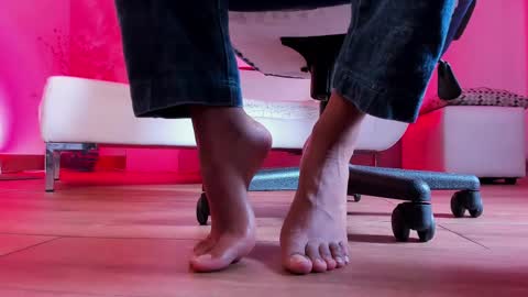    Special Couple Show - WELCOME TO XMAS   5 and 6 December  - 2 at 8 pm COL hour online show from February 9, 8:24 pm