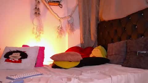  PIA FISHER  online show from February 6, 2:04 am