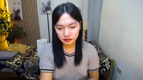 Shenna online show from September 19, 1:37 am