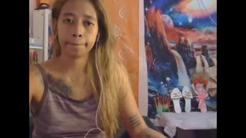 pinaymorena_renelda online show from April 15, 11:22 am