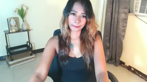 pinaymorena_renelda online show from October 14, 3:53 am