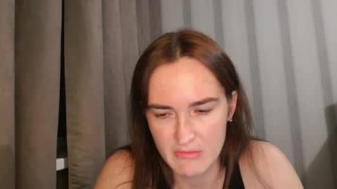       online show from December 5, 8:10 pm