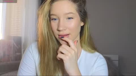   online show from December 25, 3:40 am