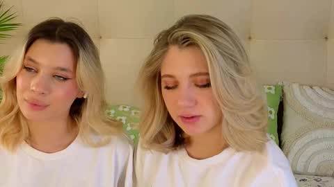 Adele online show from December 4, 10:54 pm