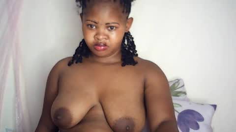 pinkkitty001 online show from July 5, 6:08 am
