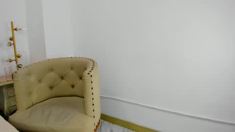 pinkmoon30 online show from April 18, 11:35 am