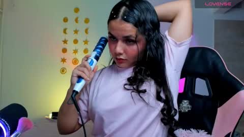 Sarah .. online show from November 20, 12:22 am