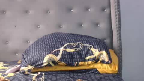 pinkxjuicy online show from January 14, 10:09 am