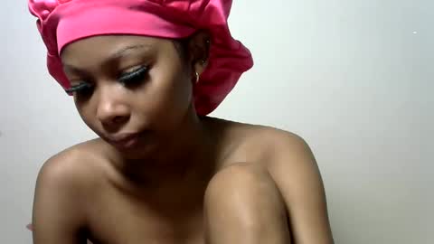 pinky_lov online show from February 23, 5:45 pm